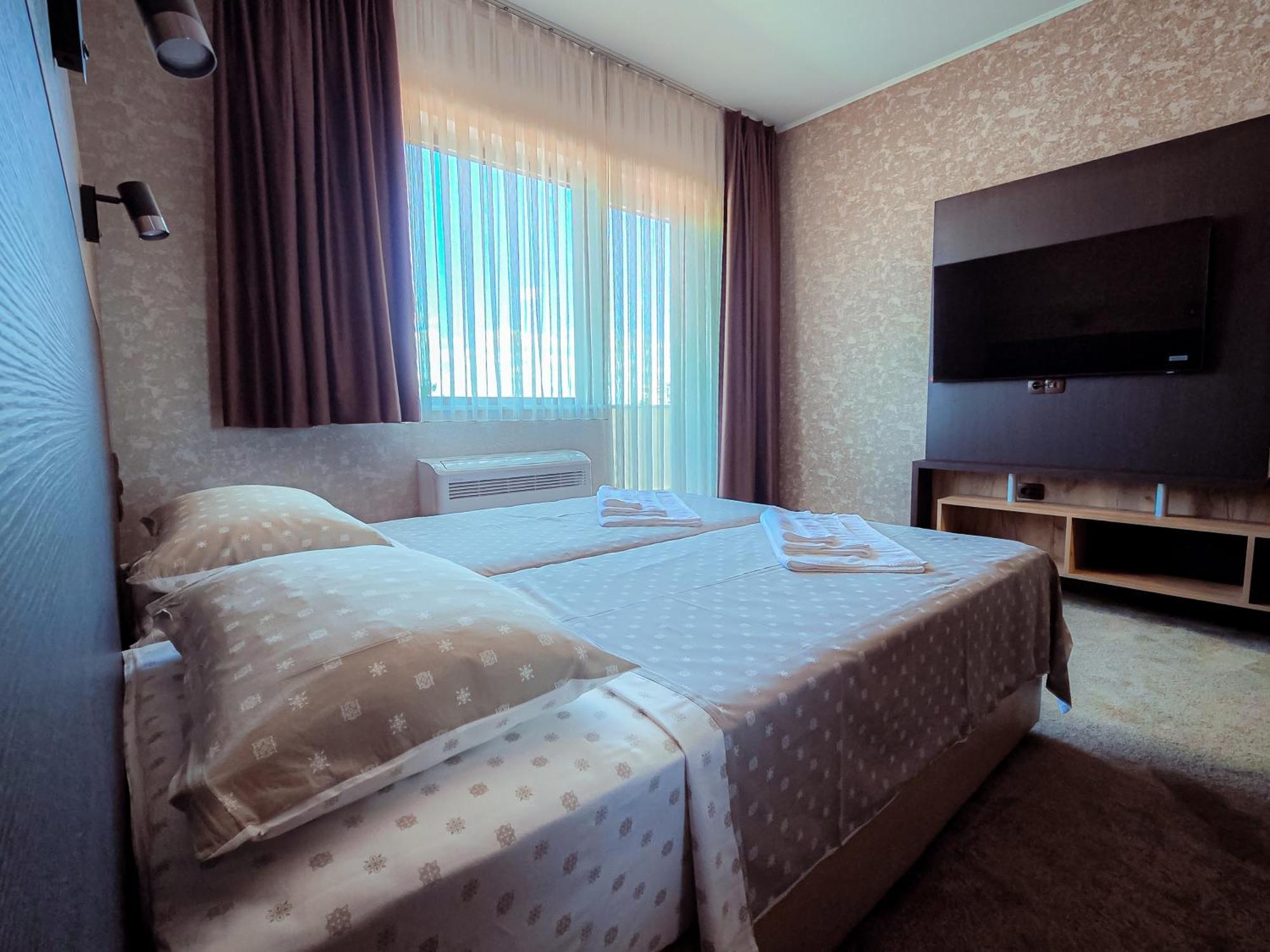 Комплекс Бабенец Hotel Gorna Orjahovica Kültér fotó