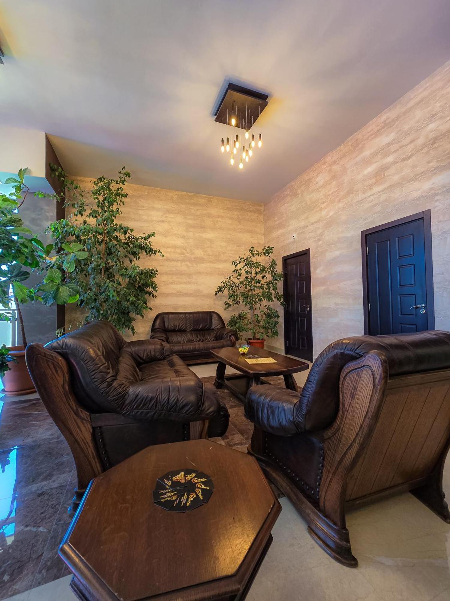 Комплекс Бабенец Hotel Gorna Orjahovica Kültér fotó