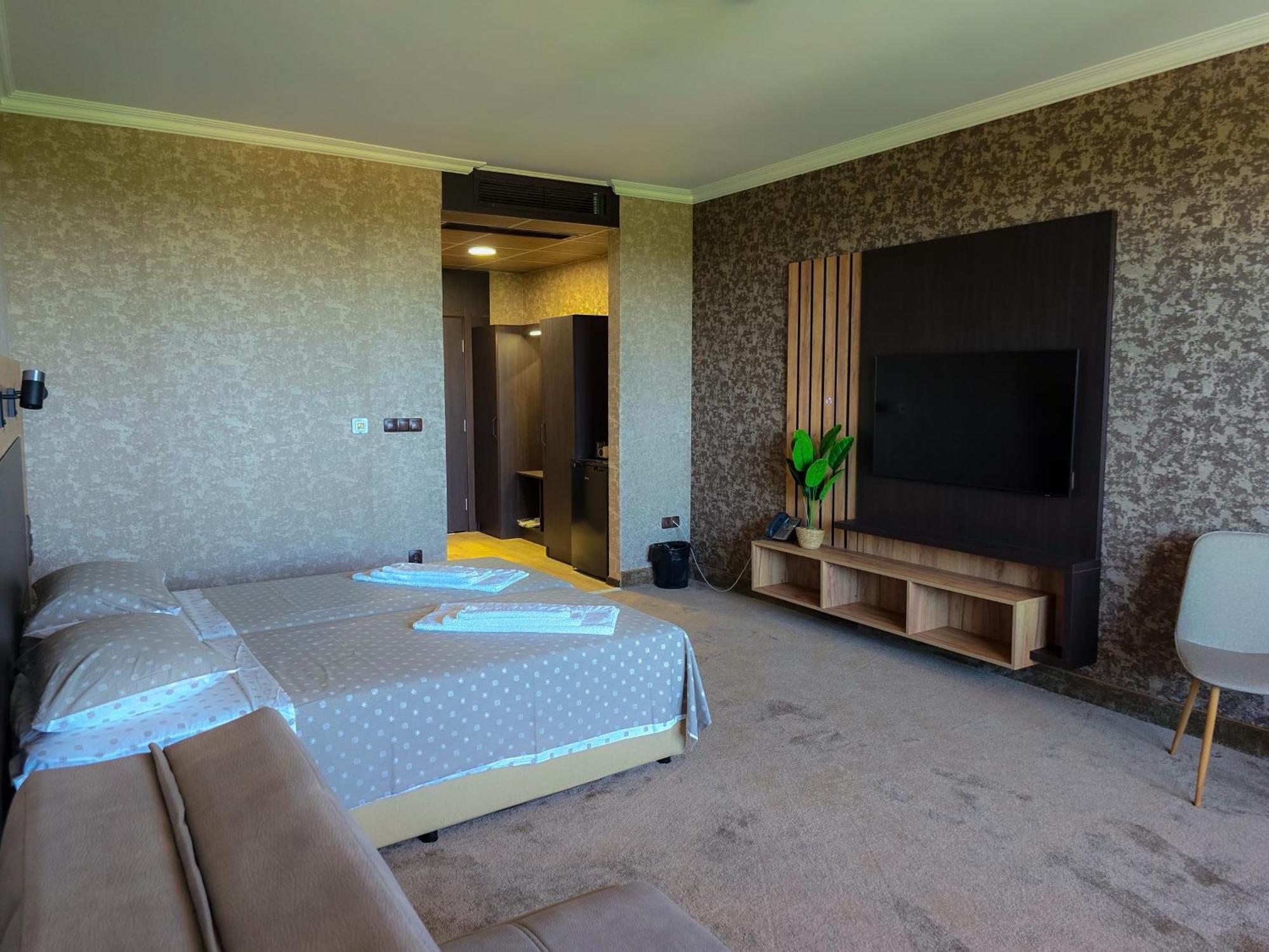 Комплекс Бабенец Hotel Gorna Orjahovica Kültér fotó