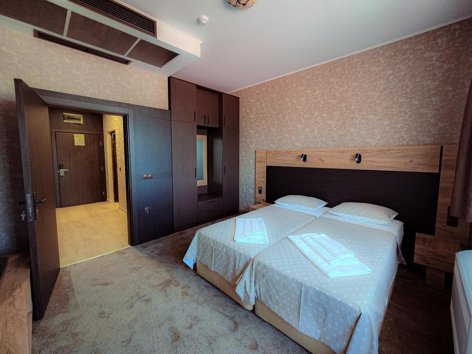 Комплекс Бабенец Hotel Gorna Orjahovica Kültér fotó